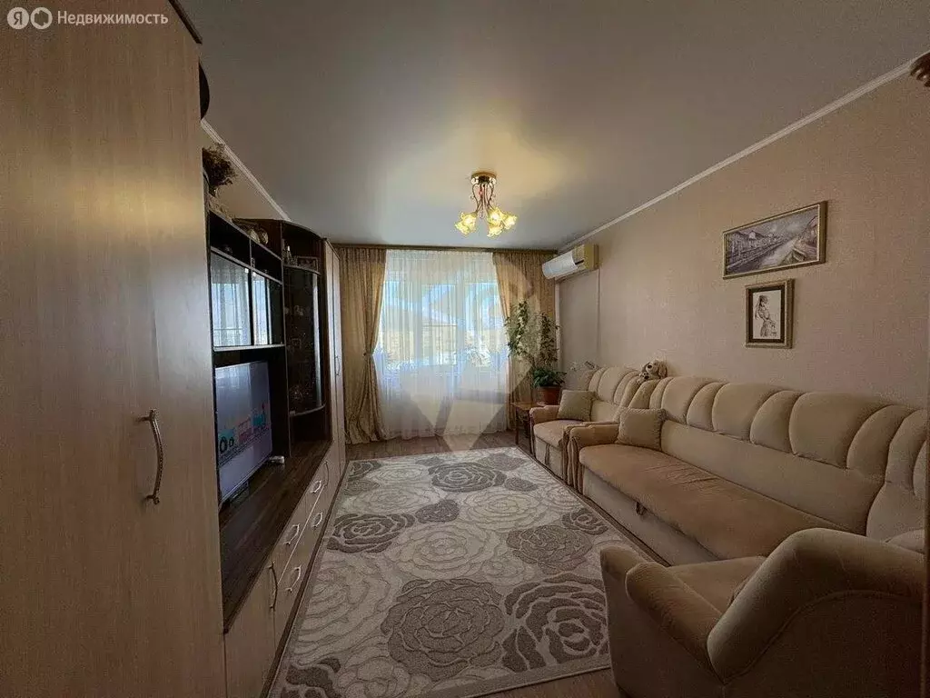 3-комнатная квартира: Старый Оскол, микрорайон Жукова, 28 (64 м) - Фото 1