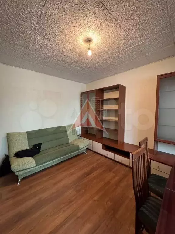 2-к. квартира, 49 м, 1/9 эт. - Фото 1