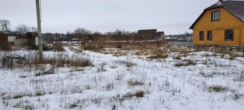 Участок в Белгородская область, Алексеевка ул. Промышленная (15.0 ... - Фото 1