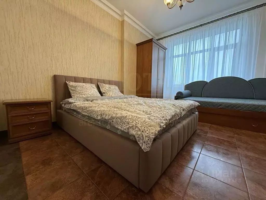 2-к кв. Белгородская область, Белгород Свято-Троицкий бул., 15 (76.0 ... - Фото 1