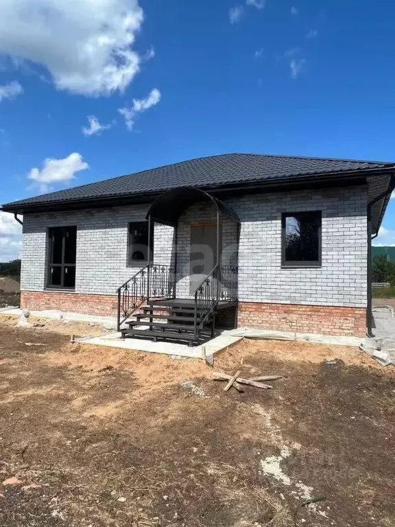 Дом в Саратовская область, Саратов Театральная пл. (80 м) - Фото 0