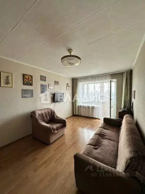 2-к кв. Бурятия, Улан-Удэ ул. Антонова, 2 (44.9 м) - Фото 1
