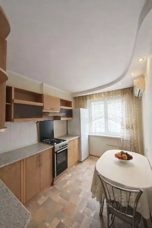 2-к кв. Волгоградская область, Волгоград ул. Бажова, 7 (53.0 м) - Фото 1