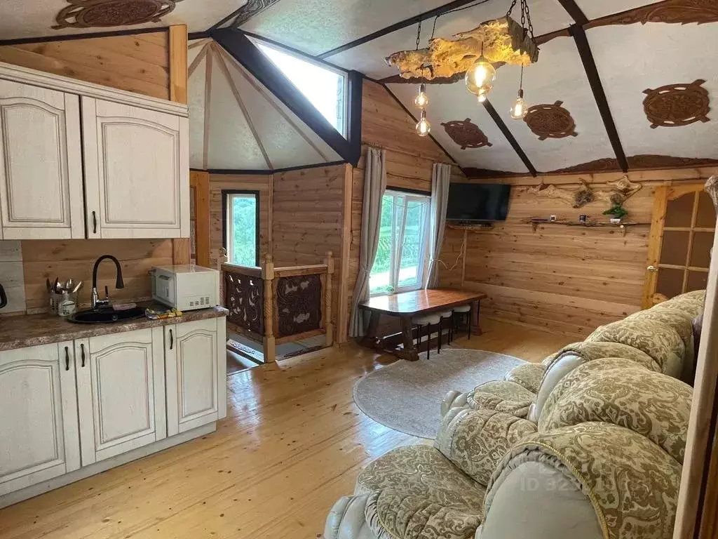 Дом в Кабардино-Балкария, Черекский район А-154, 29-й км (80 м) - Фото 2