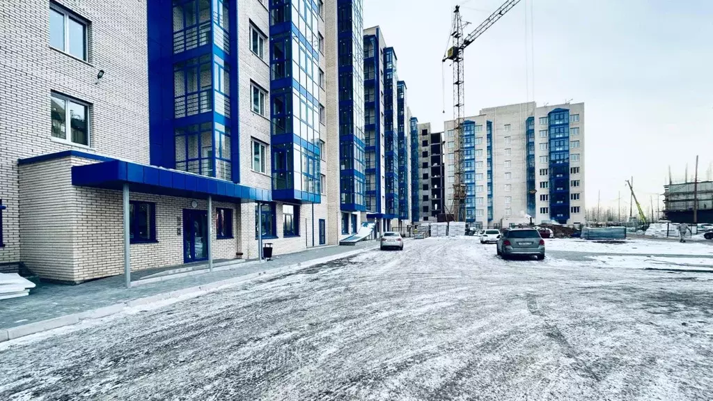 3-к кв. Хакасия, Абакан ул. Генерала Тихонова, 14 (97.0 м) - Фото 1