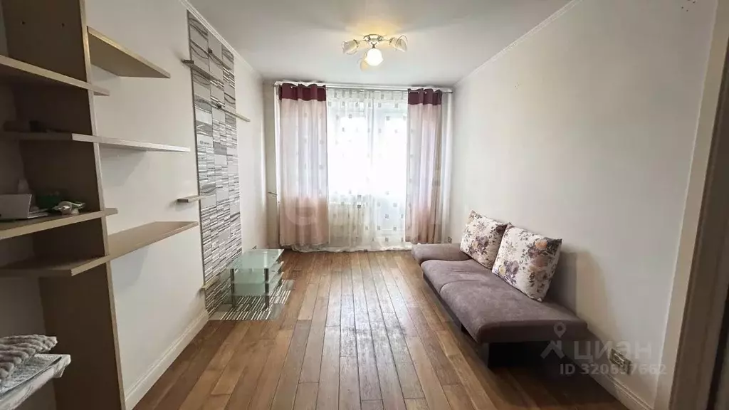 2-к кв. Псковская область, Печоры пл. Победы, 4 (40.0 м) - Фото 1