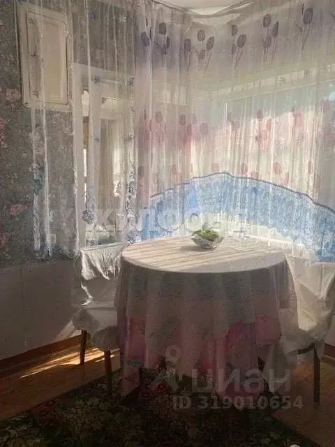 Дом в Новосибирская область, Тогучинский район, с. Буготак ул. ... - Фото 1