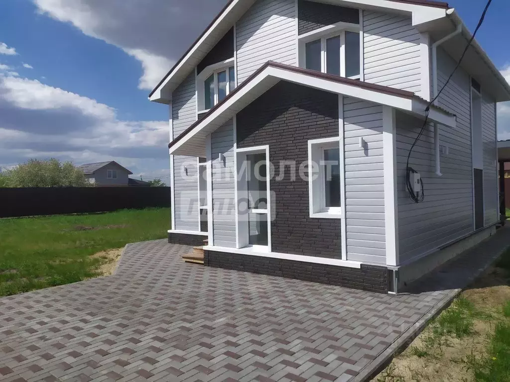Дом в Омская область, Омск ул. Н. Быстрова, 4 (124 м) - Фото 1
