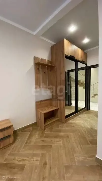 Продаётся 4-к квартира, 500 м - Фото 1
