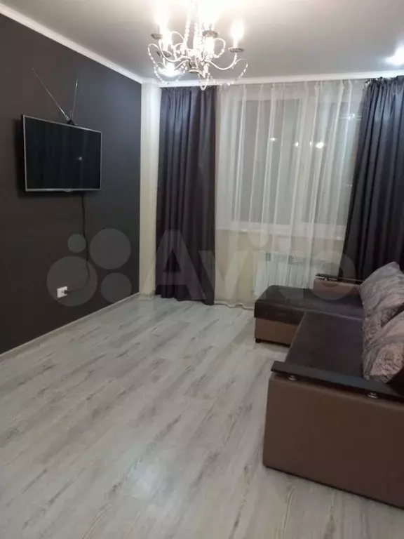 1-к. квартира, 40 м, 3/18 эт. - Фото 1
