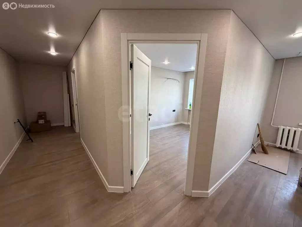 1-комнатная квартира: Тюмень, улица Энергетиков, 50 (42.7 м) - Фото 1
