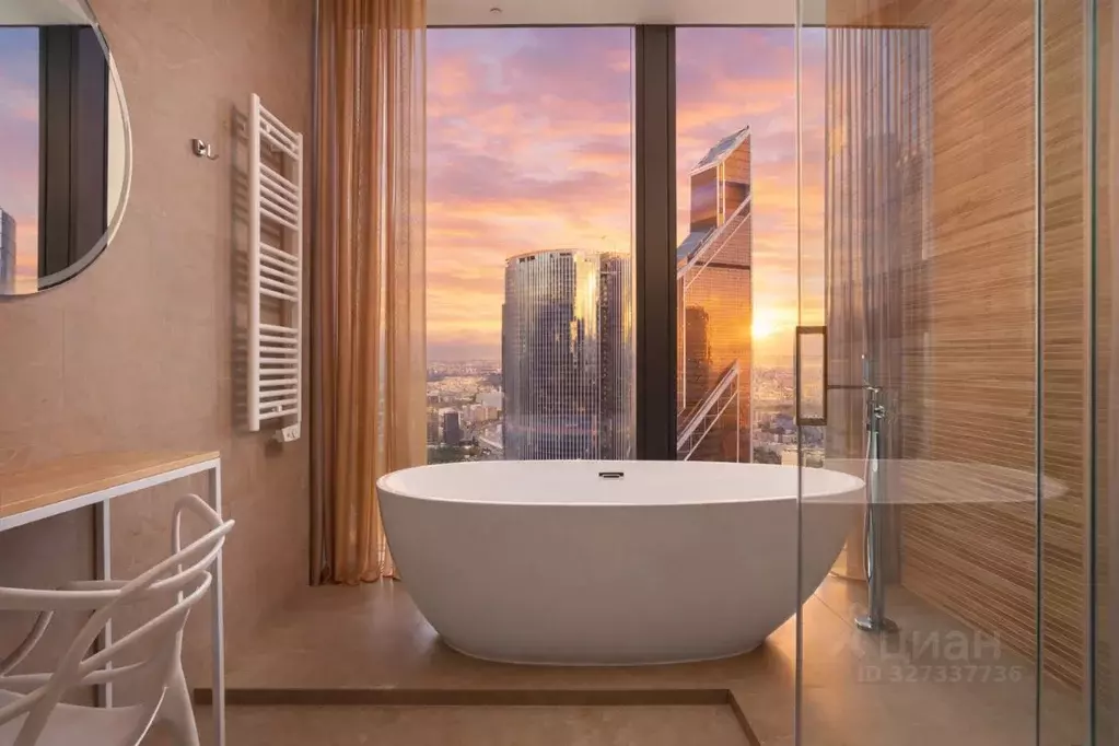 2-к кв. Москва 1-й Красногвардейский проезд, 22с1 (135.0 м) - Фото 1