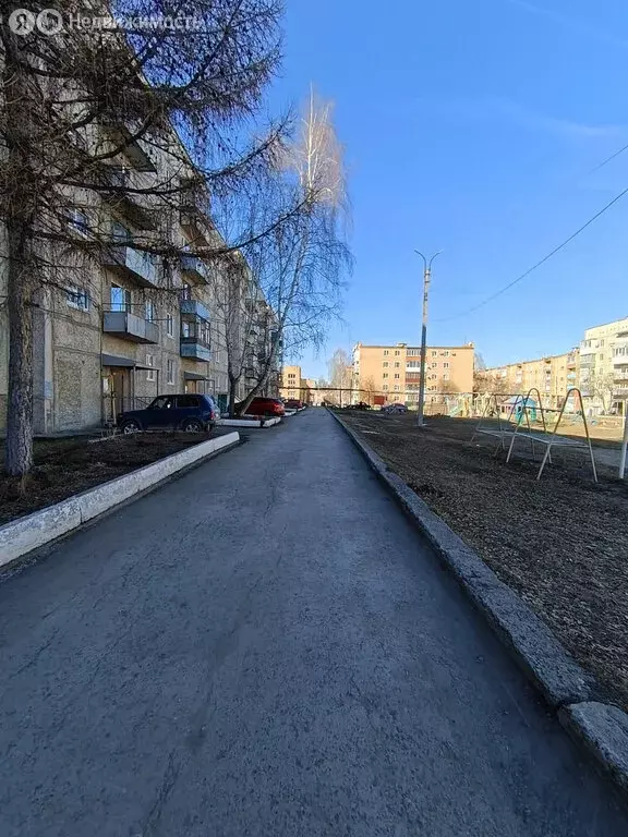 3-комнатная квартира: Туринск, улица Горького, 59 (55 м) - Фото 2