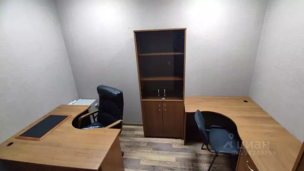 Офис в Коми, Сыктывкар ул. Ленина, 41 (9 м) - Фото 2