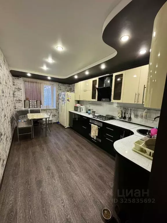 3-к кв. Саратовская область, Энгельс ул. Ломоносова, 29 (78.0 м) - Фото 1