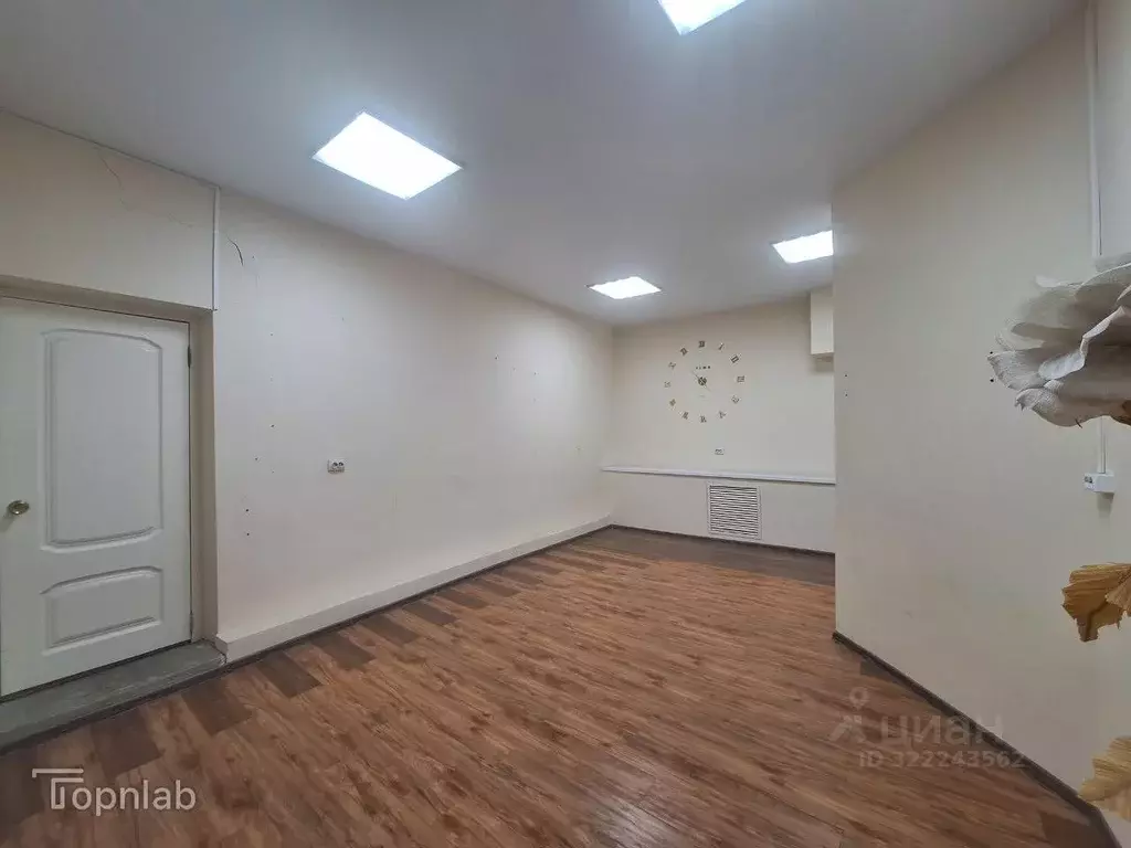 Торговая площадь в Ростовская область, Ростов-на-Дону Красноармейская ... - Фото 1