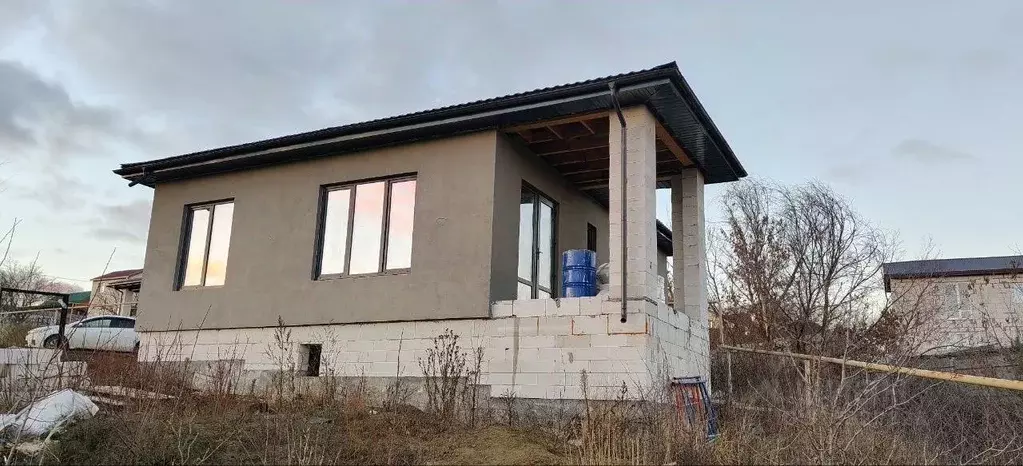 Дом в Саратовская область, Саратов проезд 5-й Монашенский (100 м) - Фото 1