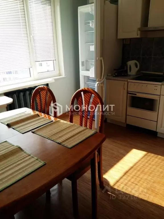 3-к кв. Белгородская область, Старый Оскол Северный мкр, 5 (80.0 м) - Фото 1