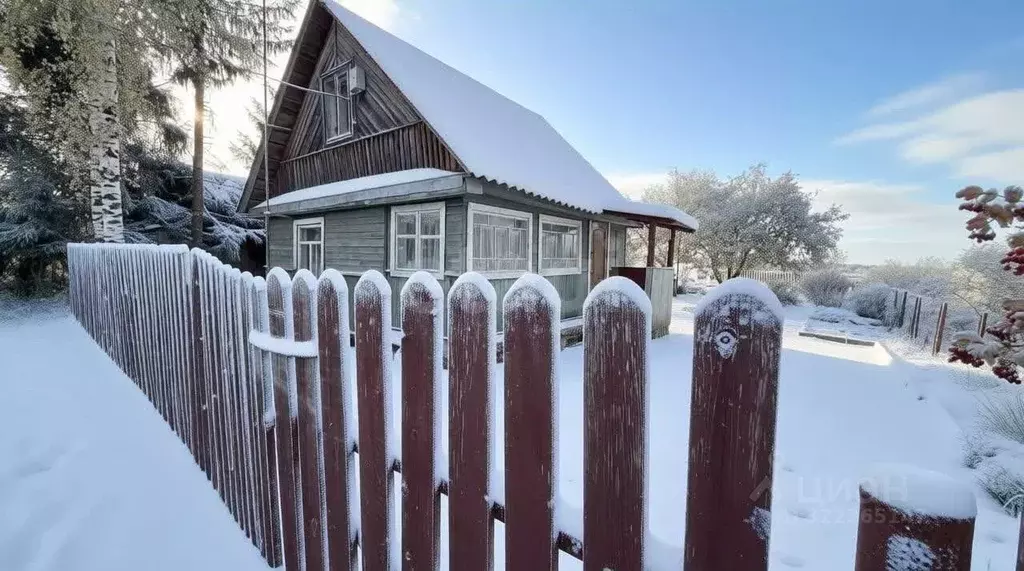 Дом в Ленинградская область, Киришский район, Глажевское с/пос, д. ... - Фото 1