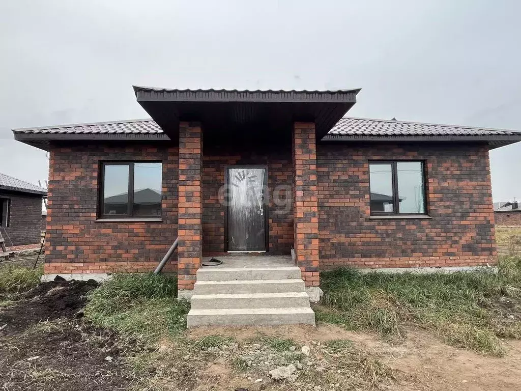 Дом в Башкортостан, Кармаскалинский район, Кабаковский сельсовет, д. ... - Фото 1