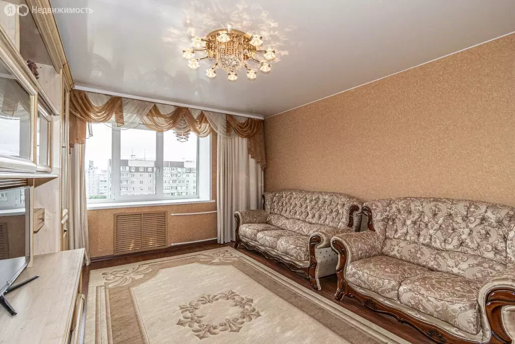 4-комнатная квартира: Курган, жилой район Северный, Зелёная улица, 6 ... - Фото 1