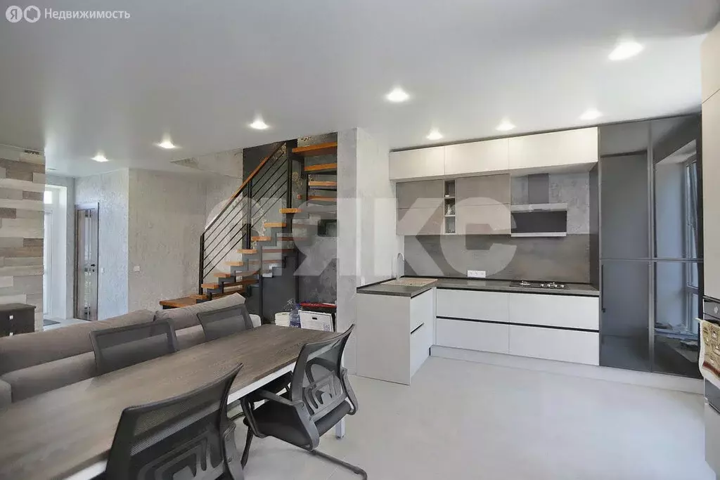 2-комнатная квартира: село Ленино, Металлургическая улица, 24 (88 м) - Фото 1