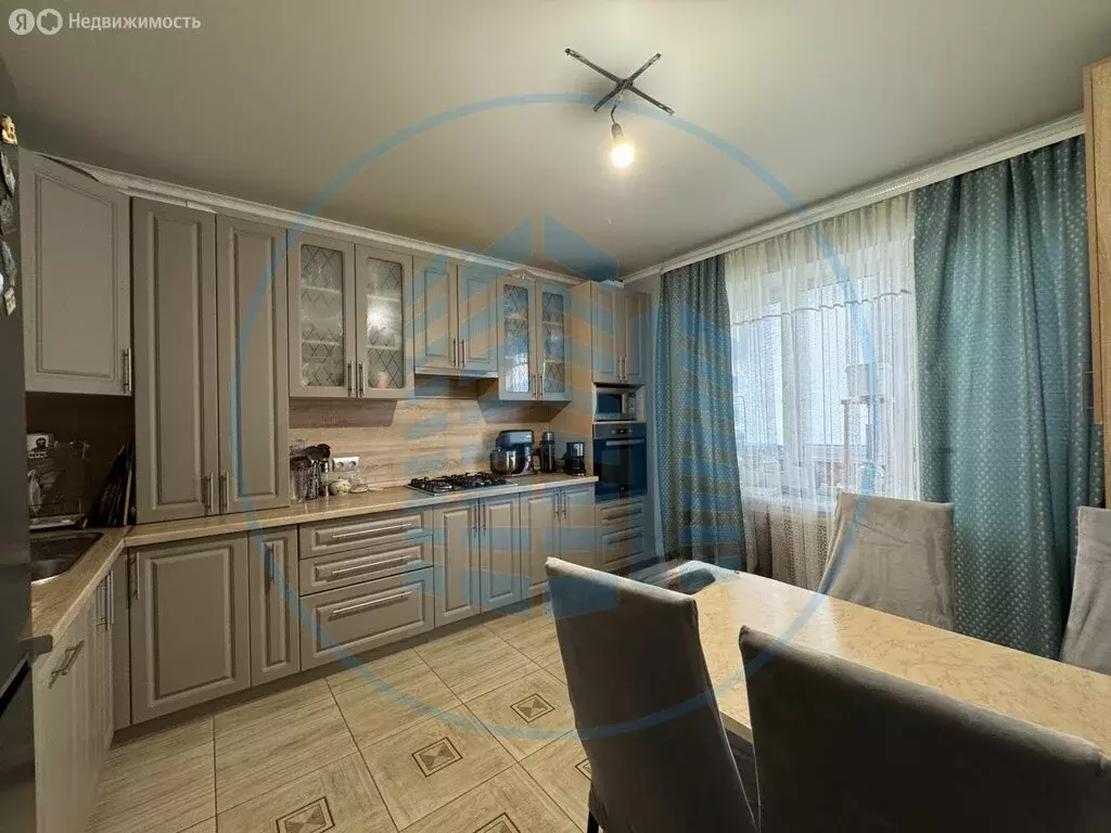 3-комнатная квартира: станица Ессентукская, улица Яблонька, 38 (80.8 ... - Фото 1