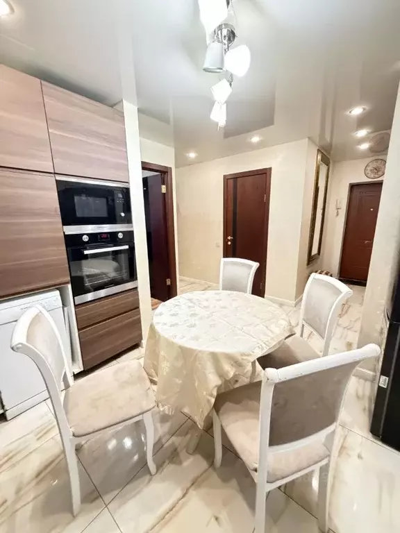 2-к кв. Московская область, Раменский муниципальный округ, Родники пгт ... - Фото 2