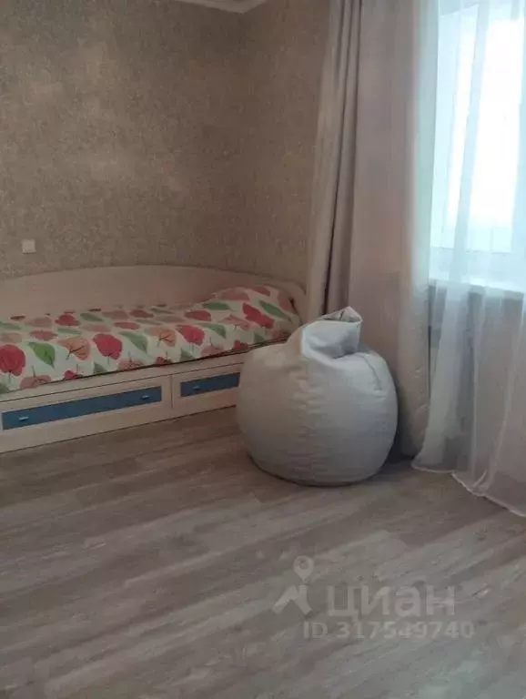1-к кв. Липецкая область, Елец ул. Черокманова, 2 (45.0 м) - Фото 1