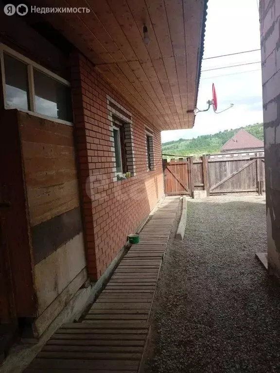Дом в Майминский район, посёлок Карлушка, улица Валентины Полетаевой ... - Фото 2