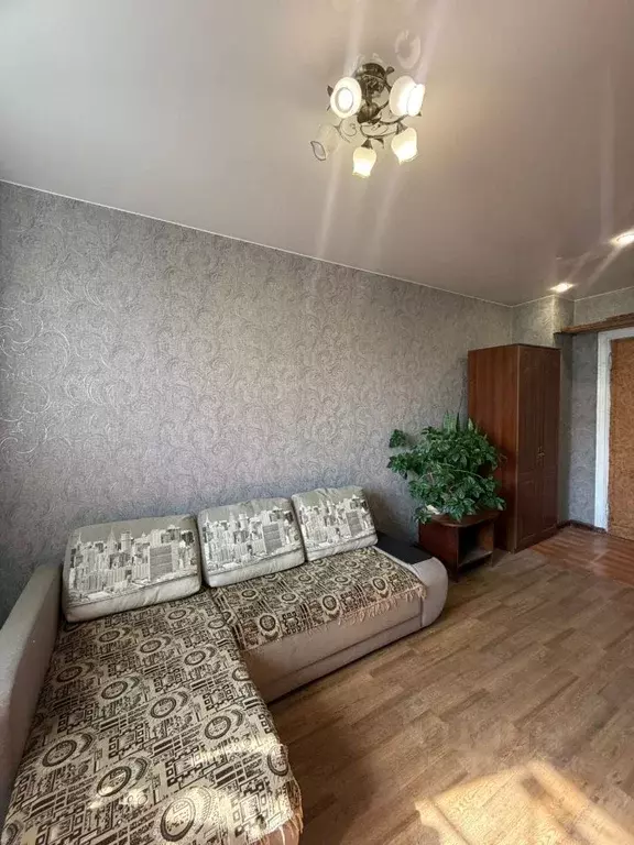 Комната Новосибирская область, Новосибирск просп. Дзержинского, 38 ... - Фото 0