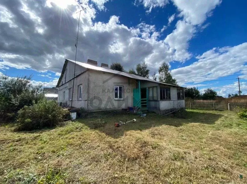 Дом в Калужская область, Бабынинский район, Утешево с/пос, с. Утешево ... - Фото 0