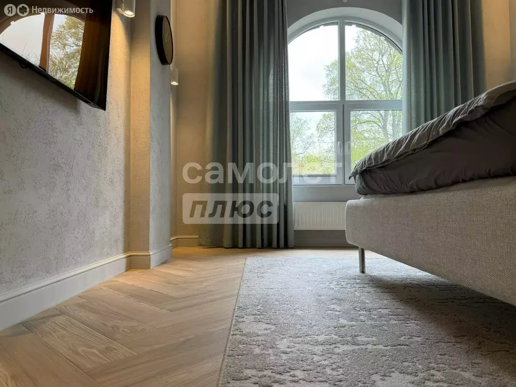 3-комнатная квартира: Калининград, Штурвальная улица, 2 (82.6 м) - Фото 0