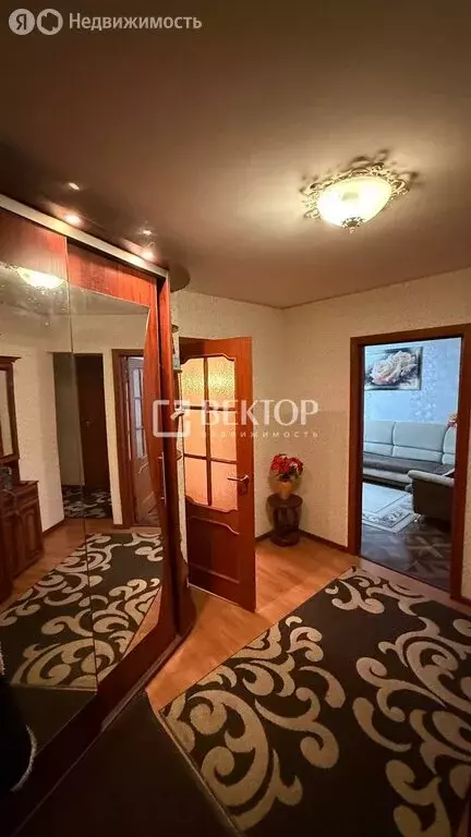 3-комнатная квартира: Караваево, улица Учебный Городок, 33 (66.4 м) - Фото 1