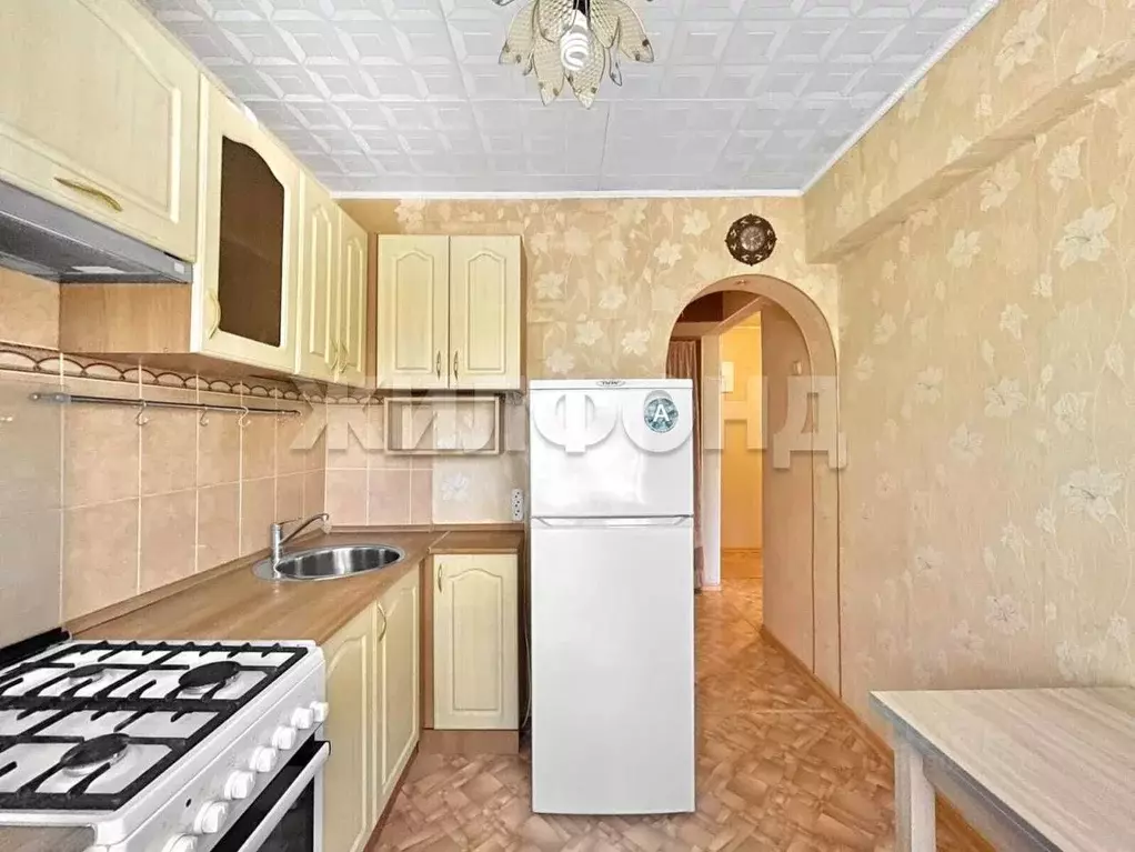 2-к кв. Архангельская область, Архангельск Комсомольская ул., 12 (41.4 ... - Фото 0