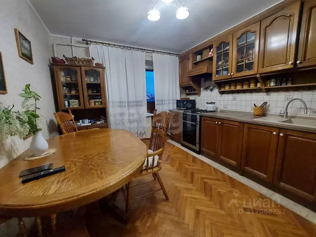 4-к кв. Липецкая область, Липецк Коммунальная ул., 14 (115.0 м) - Фото 0