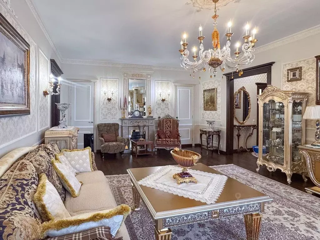 3-к кв. Москва ул. Удальцова, 85К4 (140.0 м) - Фото 0