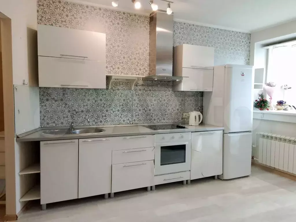 1-к. квартира, 41 м, 1/3 эт. - Фото 1