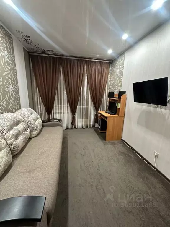 3-к кв. Омская область, Омск ул. 70 лет Октября, 6 (63.0 м) - Фото 1