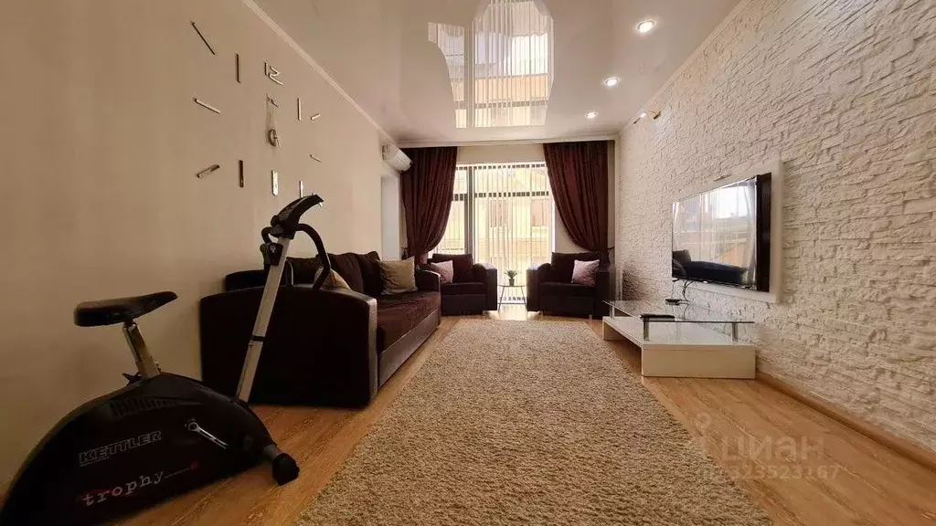 2-к кв. Ставропольский край, Пятигорск просп. Калинина, 2а (85.0 м) - Фото 1