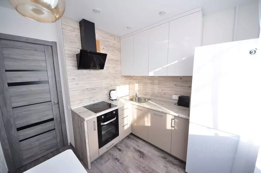 2-к кв. Башкортостан, Салават ул. Калинина, 83 (43.9 м) - Фото 0