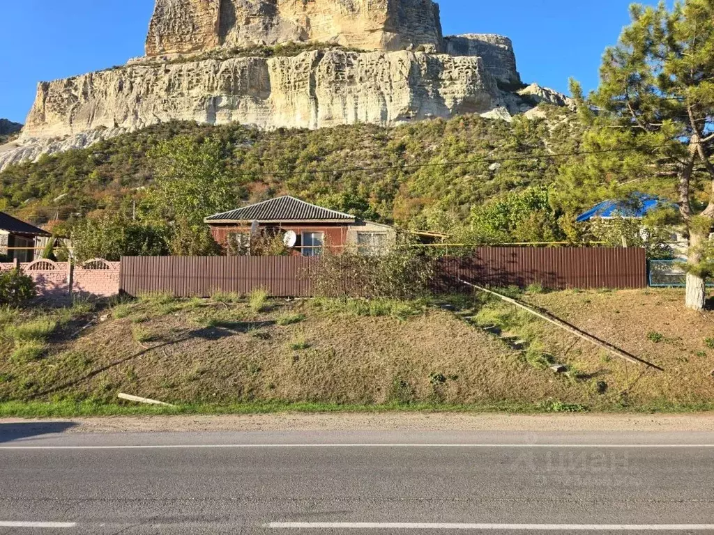 Дом в Крым, Бахчисарайский район, Куйбышевское с/пос, с. Малое Садовое ... - Фото 1