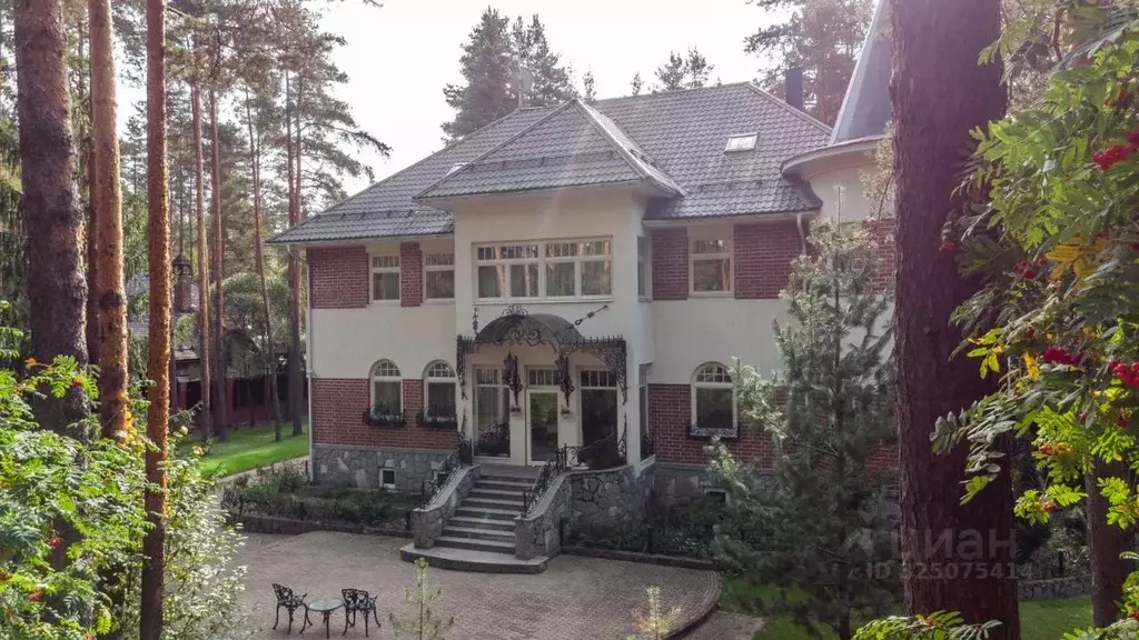 Дом в Ленинградская область, Всеволожск просп. Грибоедова, 95 (659 м) - Фото 1