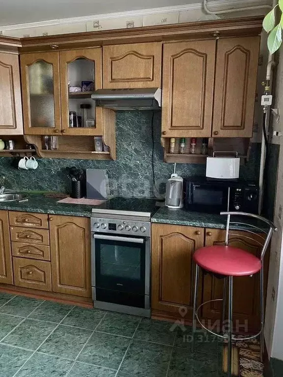 3-к кв. Белгородская область, Белгород ул. Буденного, 19 (64.0 м) - Фото 0