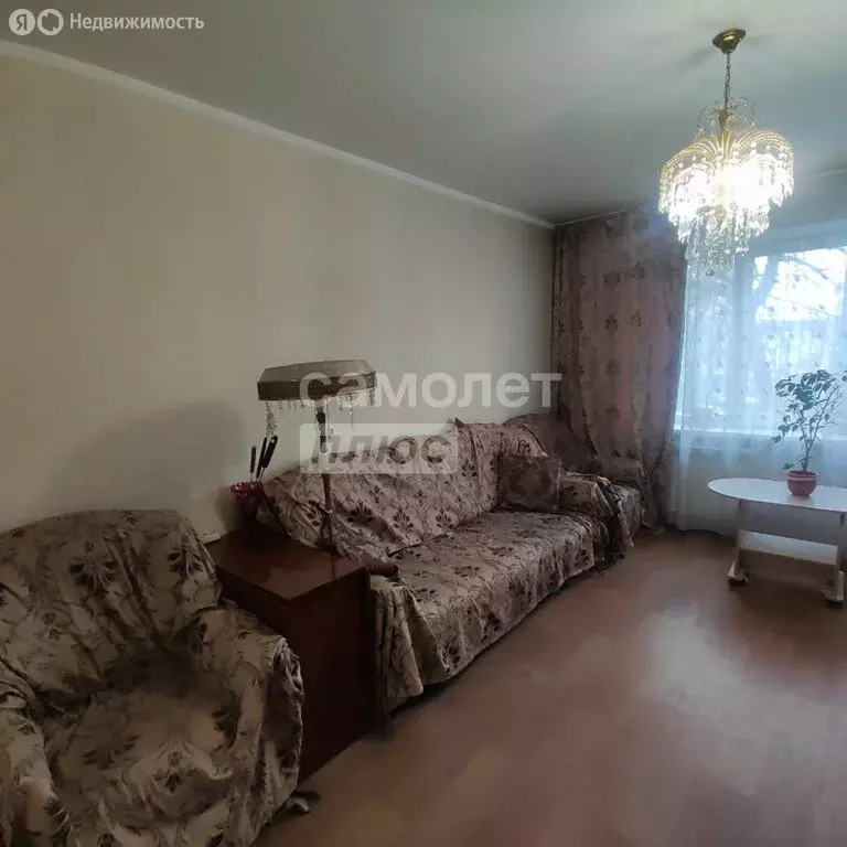 3-комнатная квартира: Бийск, улица Декабристов, 12 (64 м) - Фото 2