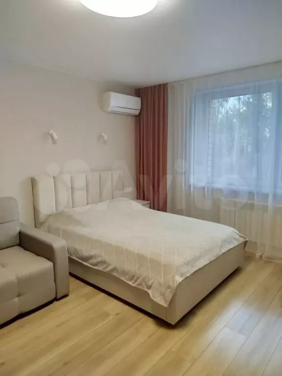 1-к. квартира, 40 м, 4/8 эт. - Фото 1