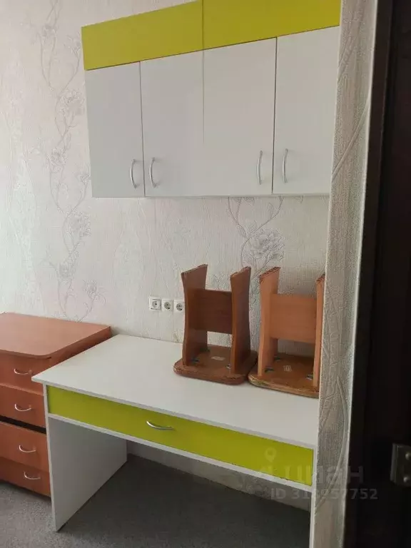 Комната Иркутская область, Тайшет ул. Терешковой, 4 (10.0 м) - Фото 0
