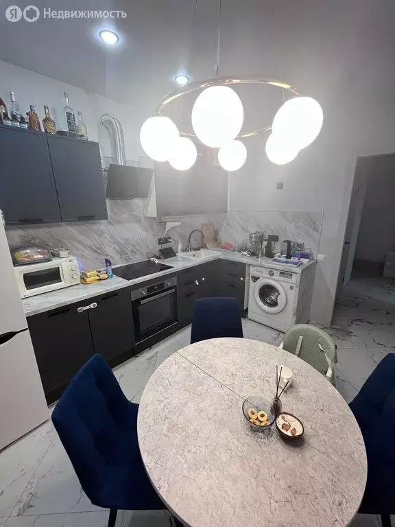 1-комнатная квартира: Волжский, улица Волжской Военной Флотилии, 96В ... - Фото 1