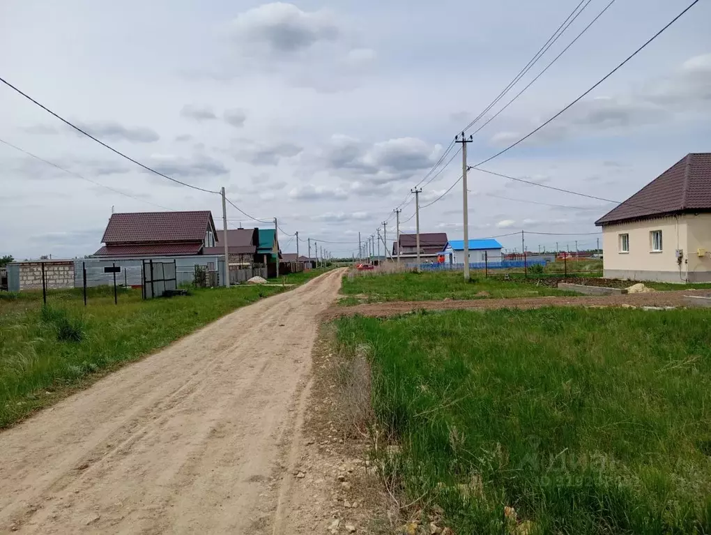 Участок в Оренбургская область, Оренбургский район, Экспериментальный ... - Фото 0