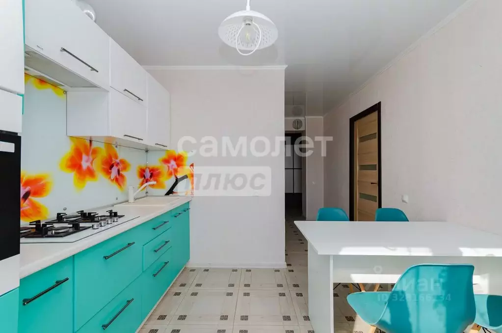 3-к кв. Челябинская область, Челябинск ул. Энгельса, 39 (64.0 м) - Фото 2